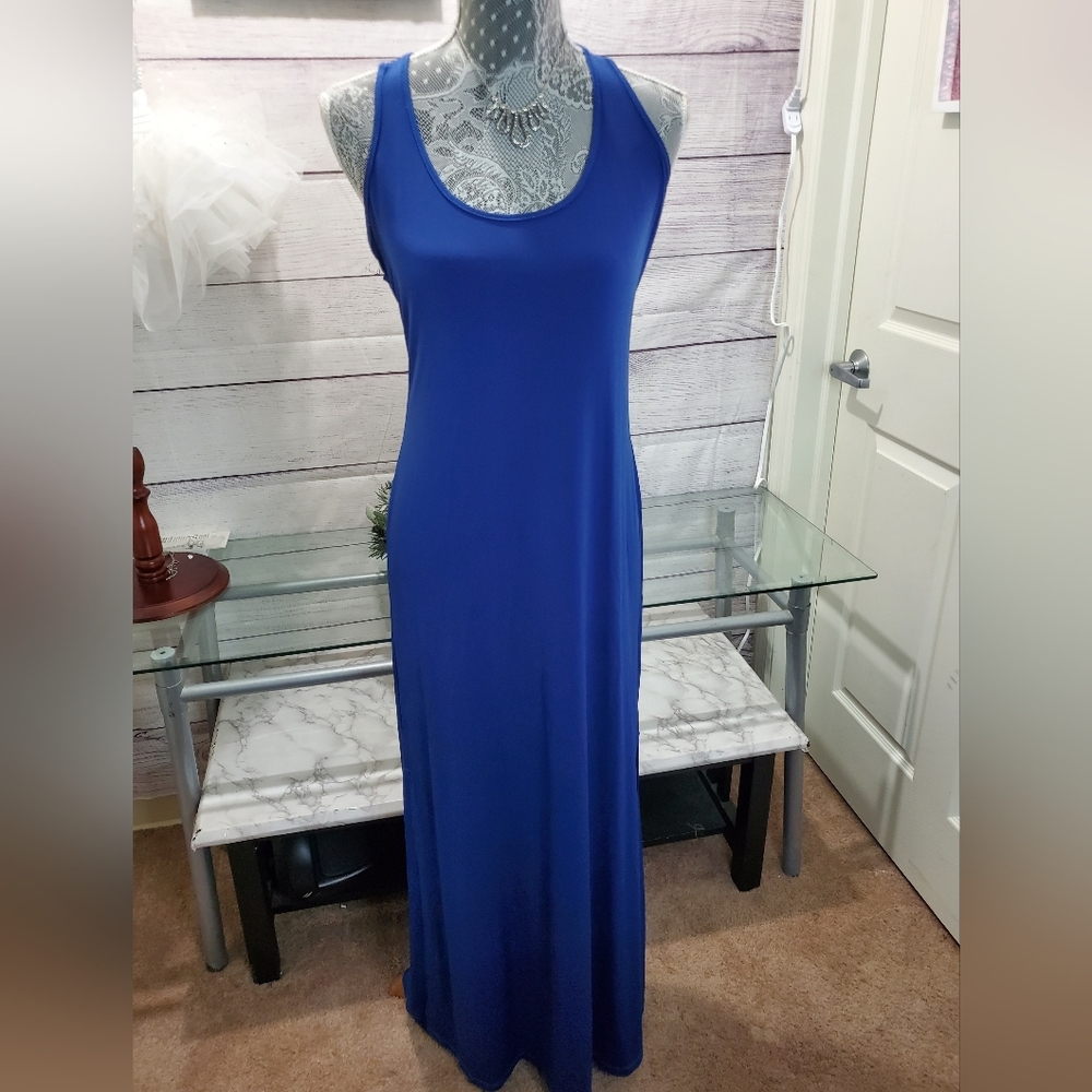 Venus Maxi Dress - Picture 2 of 3